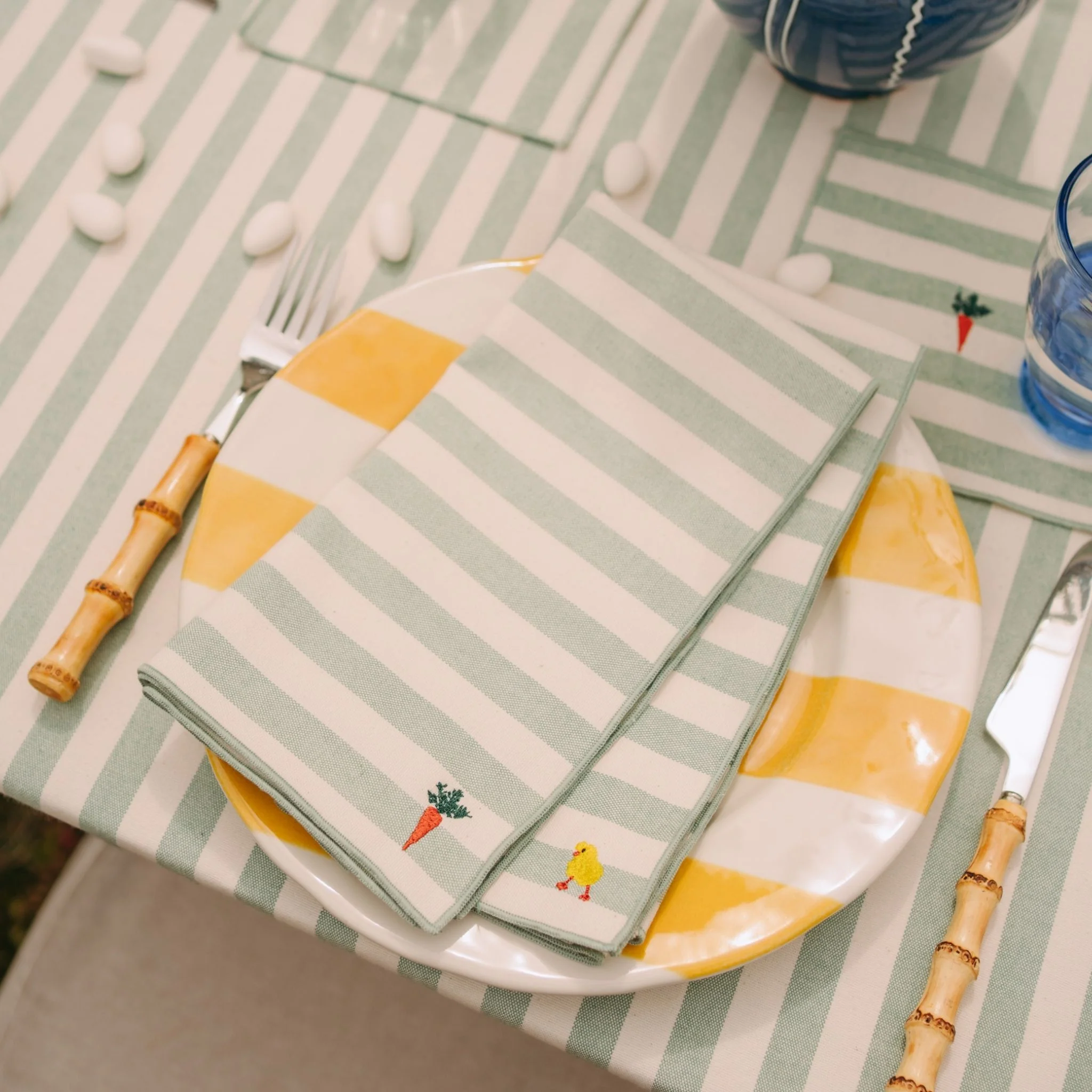 Roupa de mesa Barra, em algodão, com motivos de Páscoa bordados - Image 11