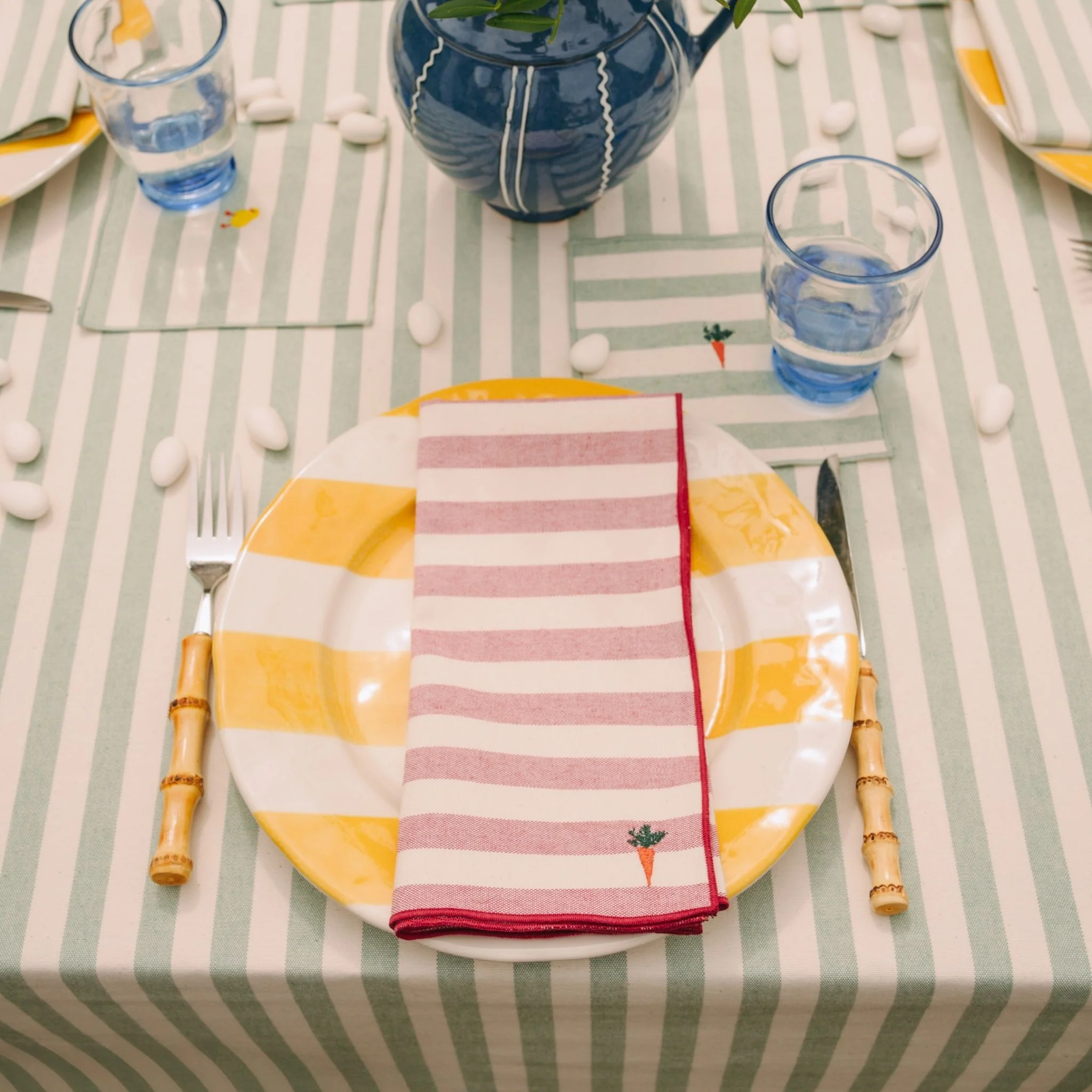 Roupa de mesa Barra, em algodão, com motivos de Páscoa bordados - Image 3
