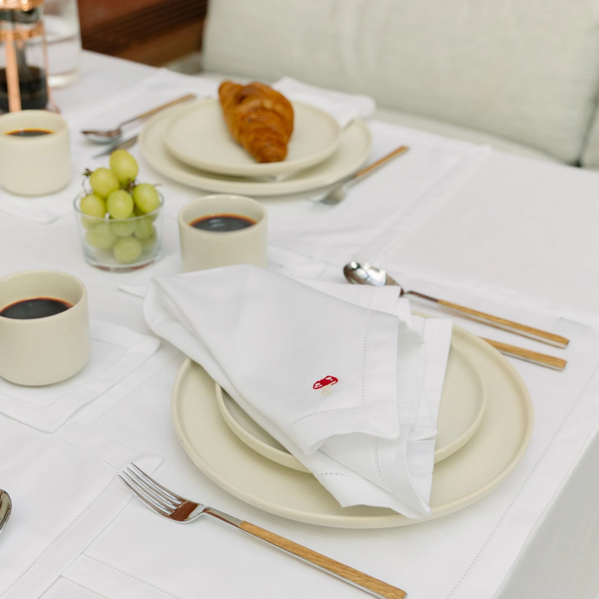 Roupa de mesa Mafra, em algodão, com motivos de outono bordados - Image 6