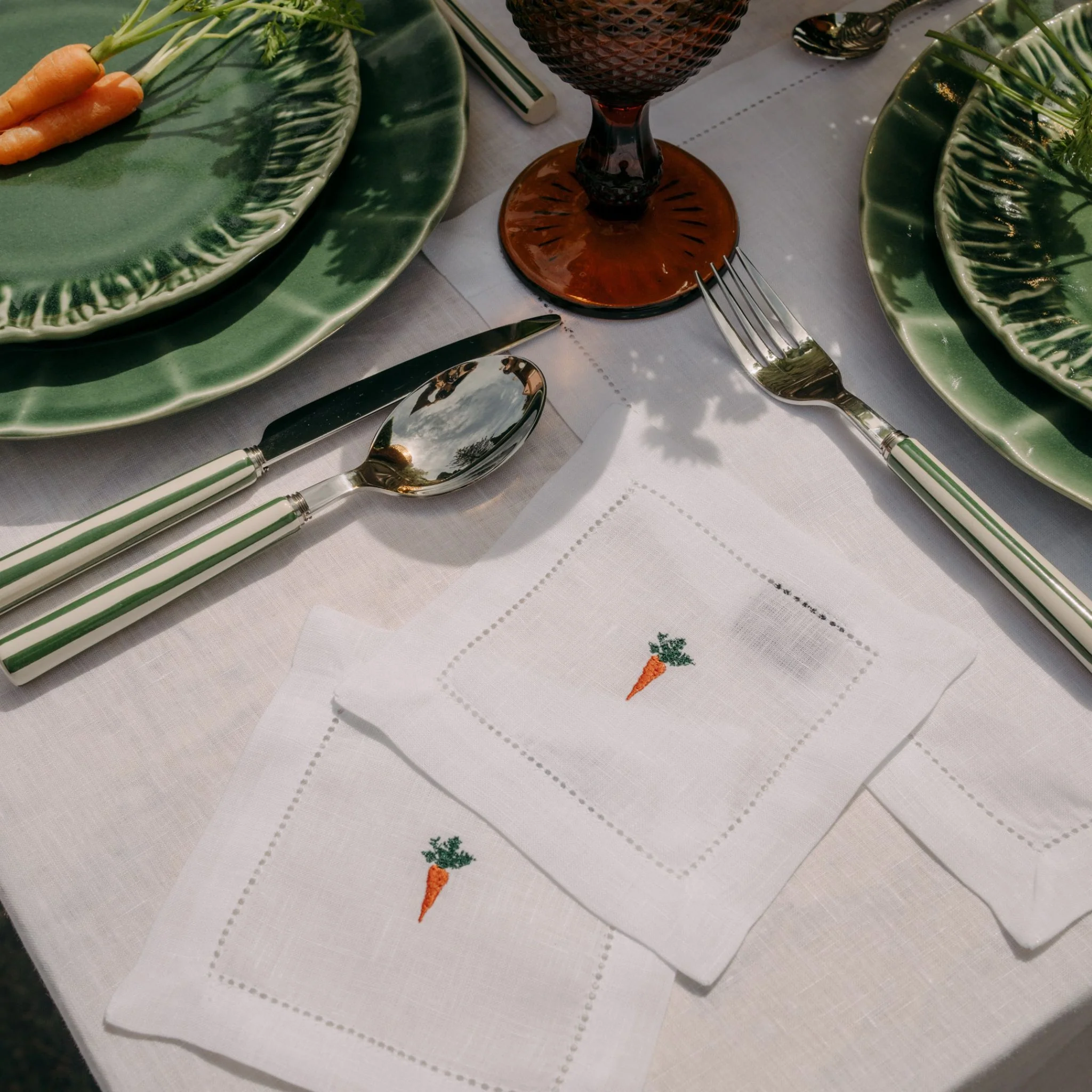 Roupa de mesa Mafra, em linho, com motivos de Páscoa bordados - Image 10